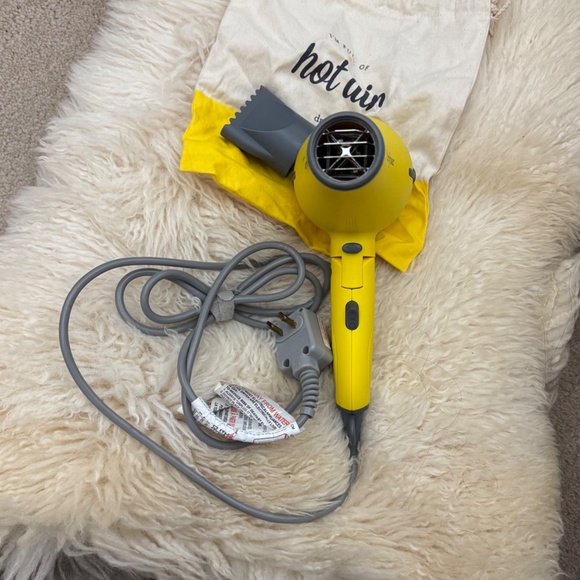 Drybar Hairdryer & Curling Iron Bundle - Preowned (GUC) - Picture 4 of 16
